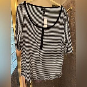 J Crew elbow-length henley tee, Size XL.